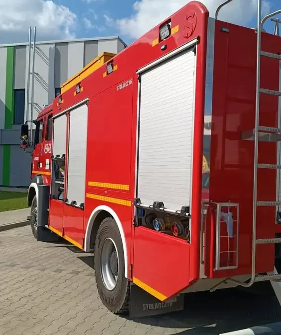 Tlenek węgla w hali produkcyjnej w Jarocinie – interwencja strażaków