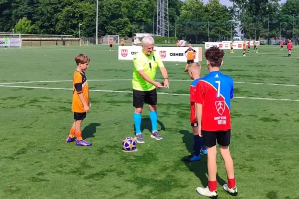 Orliki Błękitnych Sparta Kotlin z Michałem Listkiewiczem na turnieju OSHEE Gol Cup