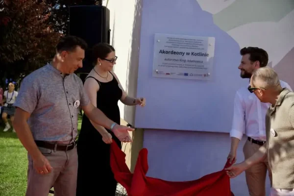 Piknik „Z Kulturą Razem” w Kotlinie za nami – dmuchańce, mural i występy