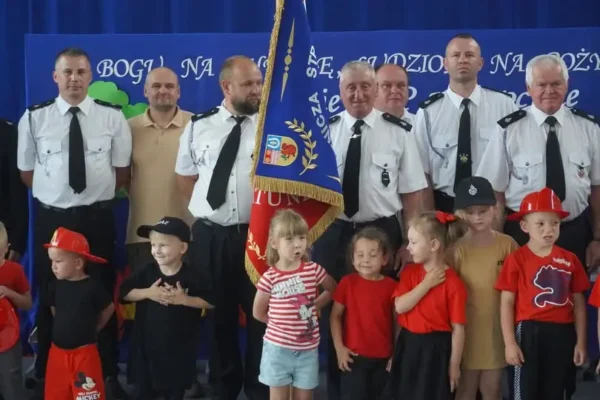 Przedszkolaki uświetniły 80-lecie OSP Jarocin