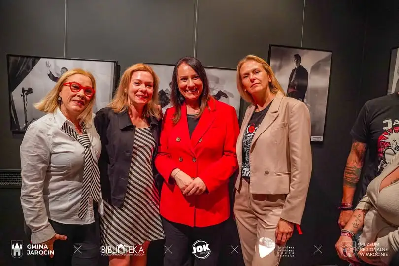Wernisaż wystawy „Obywatel G.C.” w Spichlerzu Polskiego Rocka przyciągnął tłumy