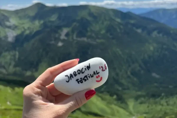 Kolorowe kamyki z Jarocina – nowa zabawa podczas festiwalu