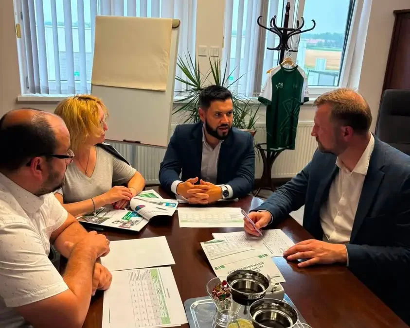 Burmistrz i wiceburmistrz z wizytą w Wielkopolskim Centrum Recyklingu w Jarocinie