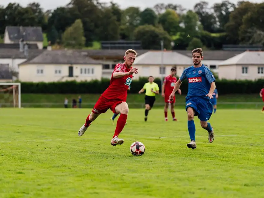 KS Jarocin wygrywa sparing z LZS Przędzel 6:4