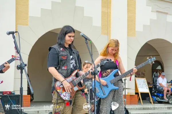 Jarociński Rynek rozbrzmiał festiwalowymi rytmami – koncerty na żywo