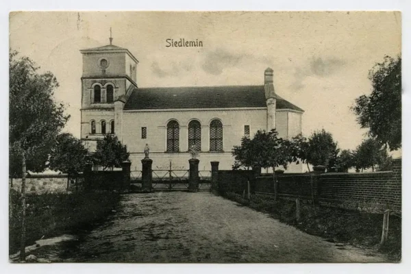 Historia kościoła w Siedleminie: od średniowiecza po odkrycia archeologiczne