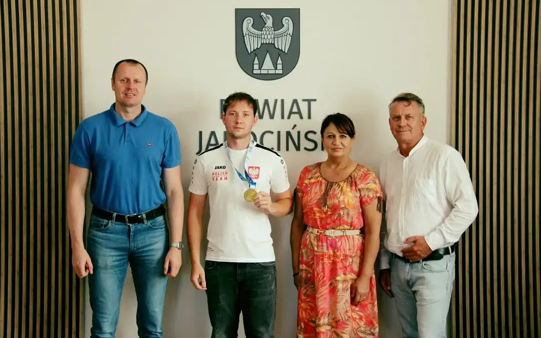 Mistrz Europy U-18 w strzelectwie z Goliny gościem starosty jarocińskiego