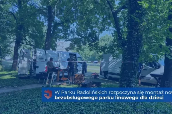 Nowy park linowy dla dzieci w Jarocinie – montaż rusza w Parku Radolińskich