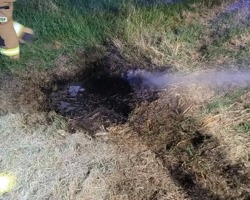 Pożar ścierniska w Pawłowicach – strażacy z Żerkowa i Cielczy w akcji