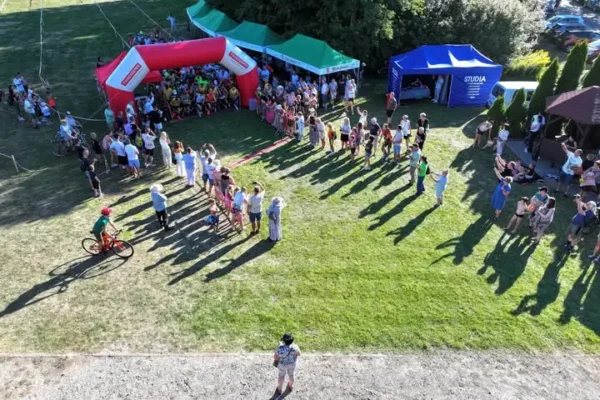 XXI Biegi Zwycięstwa w Jarocinie: hołd dla bohaterów i sportowa rywalizacja