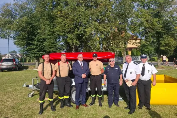 OSP Komorze wzbogaciło się o nowoczesną pompę powodziową