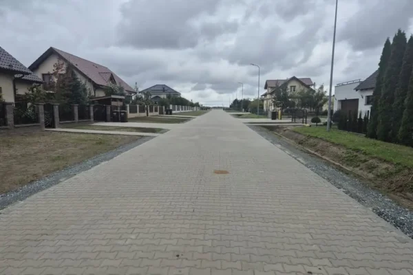Nowa ulica Sikorskiego w Jarocinie gotowa – ponad 250 metrów drogi za 860 tys. zł