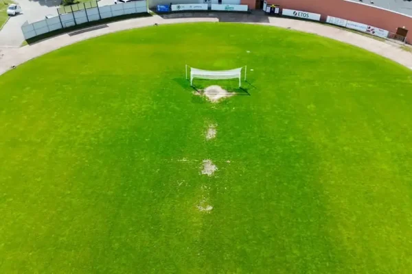 Stadion Miejski w Jarocinie przechodzi metamorfozę. Powstanie bieżnia lekkoatletyczna