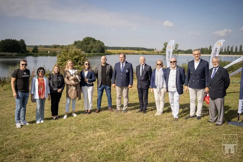 Jubileuszowe regaty na Zalewie Roszkowskim – 10 lat Klubu Żeglarskiego „Wodniak” Jarocin