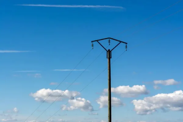 Jarocin ogłasza przetarg na zakup energii elektrycznej i sprzedaż energii z OZE