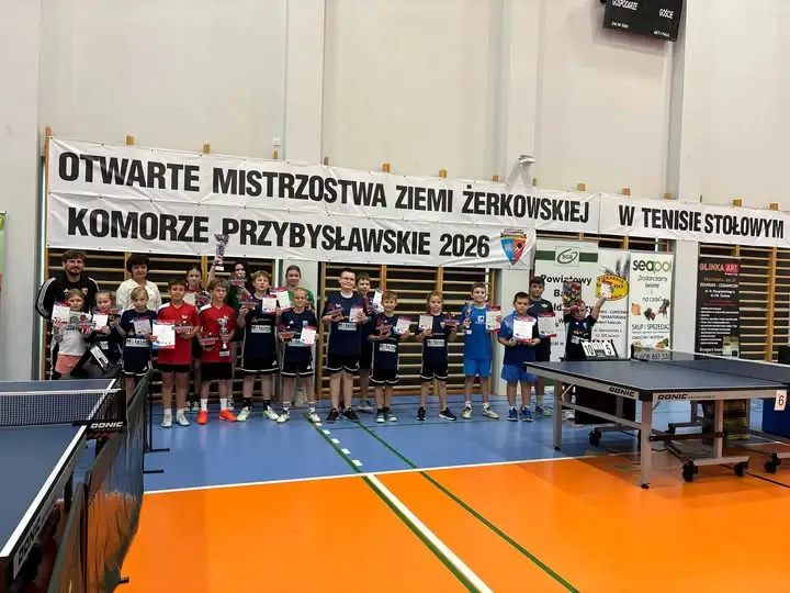 Tenis stołowy łączy pokolenia – dwa turnieje w powiecie jarocińskim
