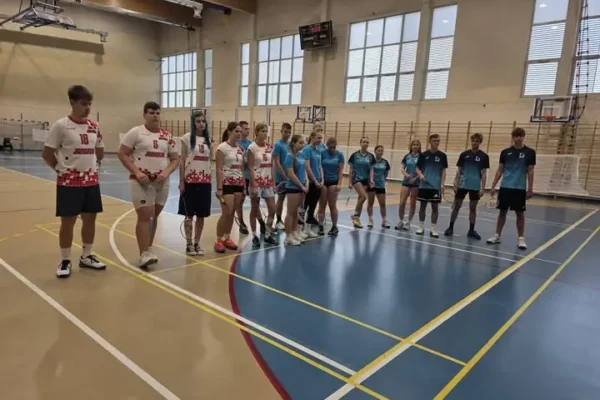 Mistrzostwa Powiatu w badmintonie w Jarocinie: III miejsce drużyn z ZSP nr 2